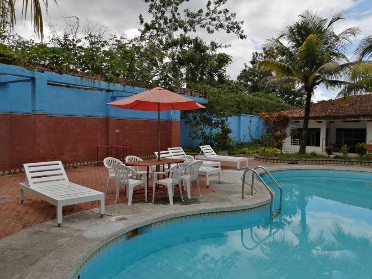 Poseidon Guest House Iquitos Exteriör bild