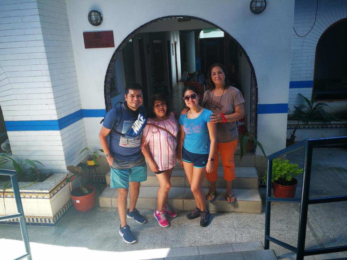 Poseidon Guest House Iquitos Exteriör bild